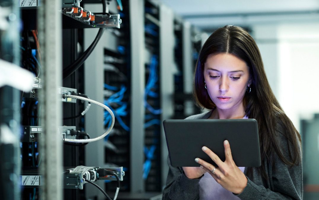 Microsoft 365 F1 and F3 Subscriptions: Empowering the Frontline Workforce